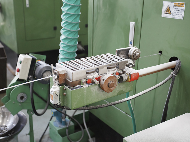 普通冷墩成型區(qū)